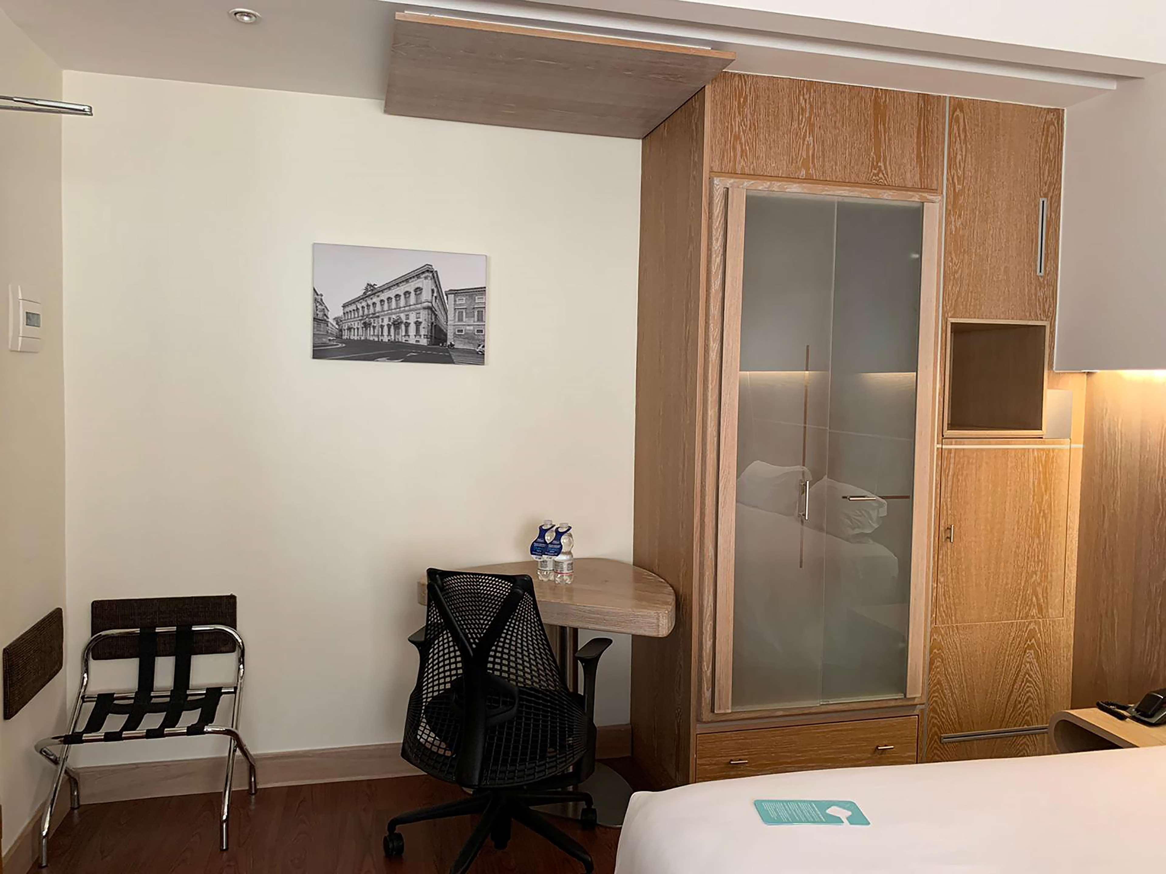 Hilton Garden Inn Rome Claridge Екстер'єр фото