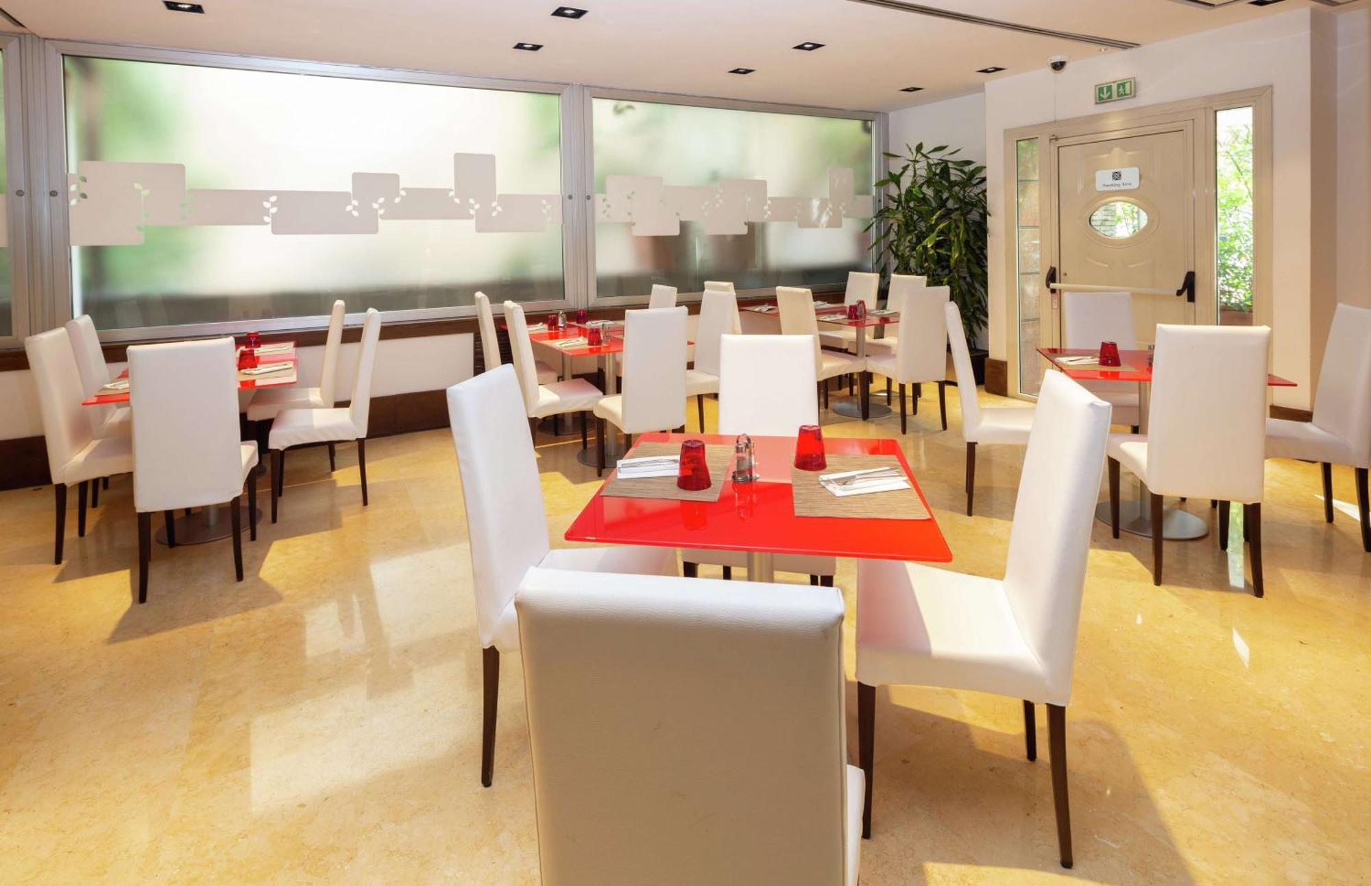 Hilton Garden Inn Rome Claridge Екстер'єр фото