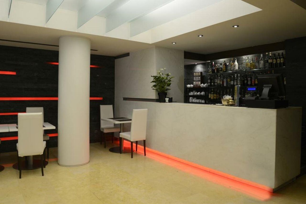 Hilton Garden Inn Rome Claridge Екстер'єр фото